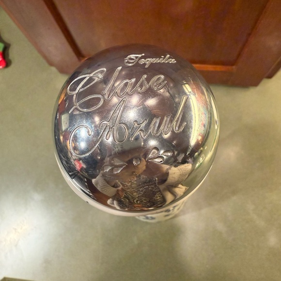 Clase Azul Reposado Tequila White And Blue Empty Bottle 750ml Rinsed - Picture 2 of 2